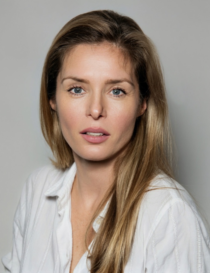 Leona Paraminski
